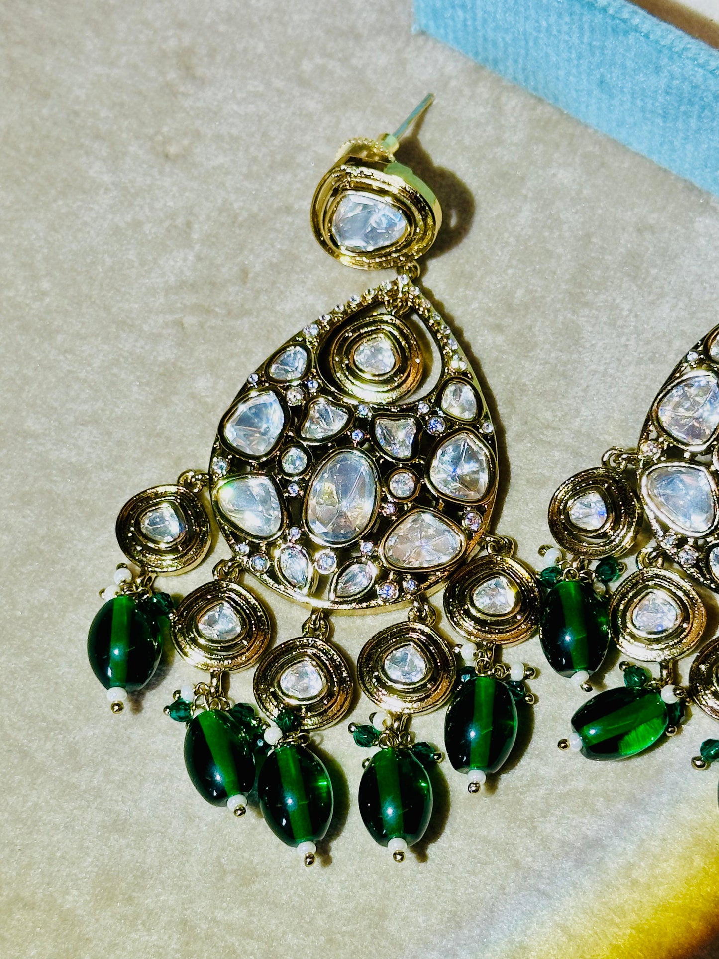 Kundan Poise Earrings