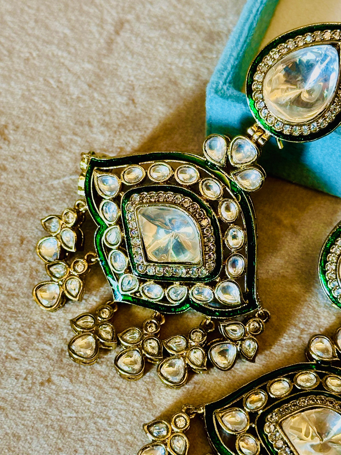 Kundan Chunk Earrings