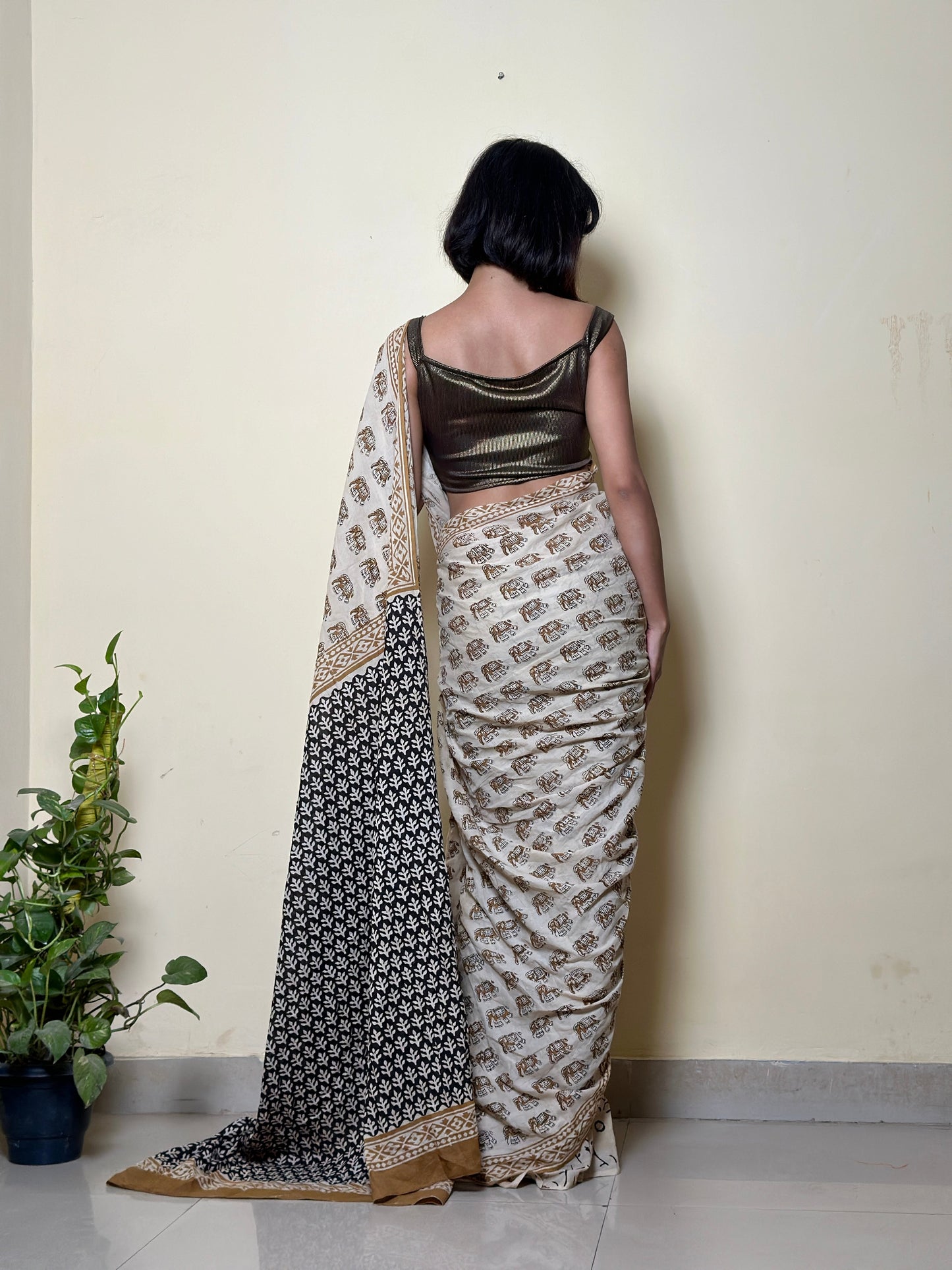 Caramel Chic - Handblock Print Natural Dyed - Mulmul Cotton Saree