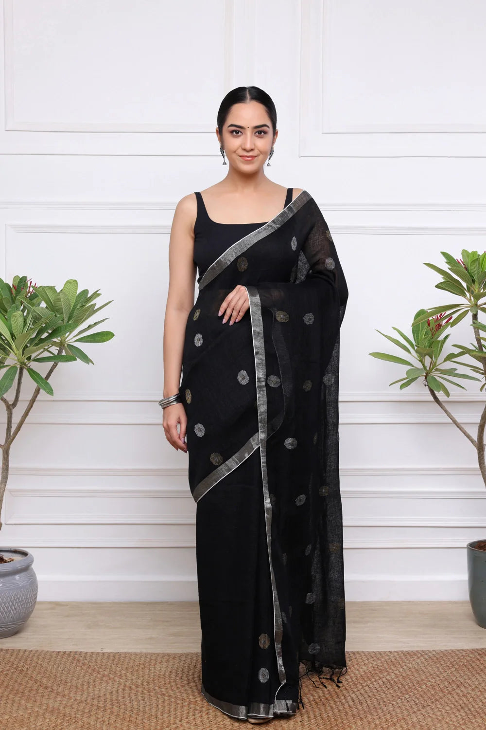 Handloom Black Pure Linen Jamdani Saree