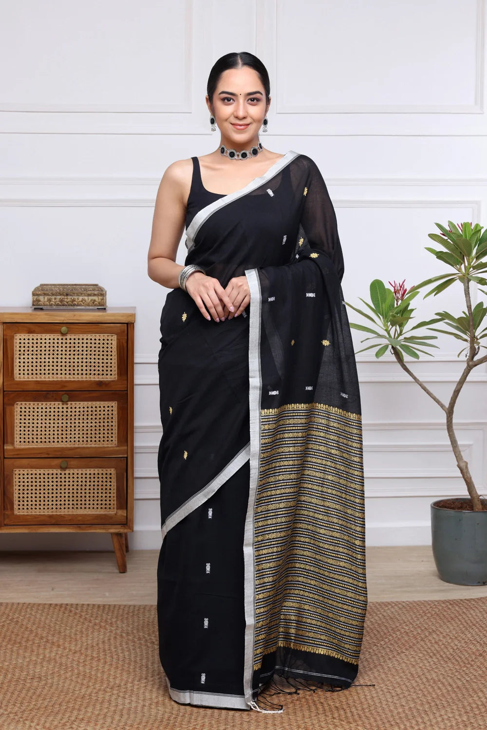 Handloom Black Pure Cotton Saree