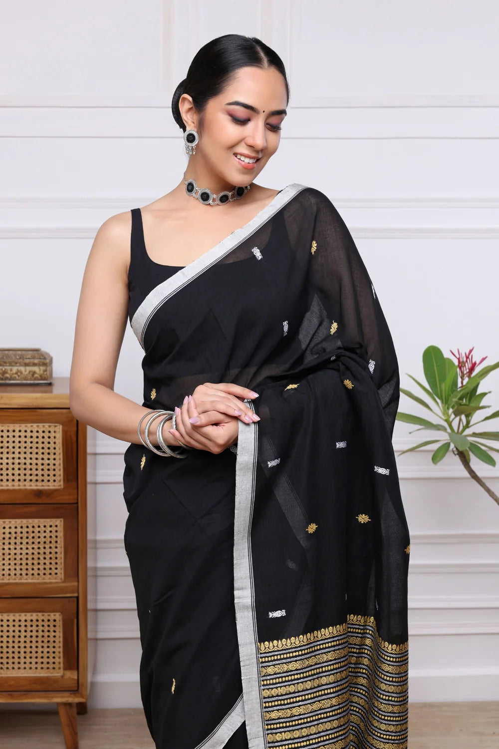 Handloom Black Pure Cotton Saree