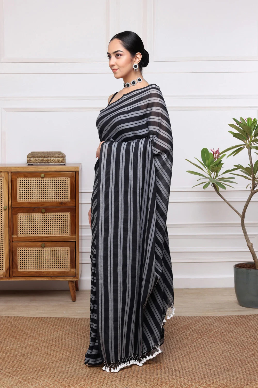 Handloom Black & Grey Stripes Mulmul Saree