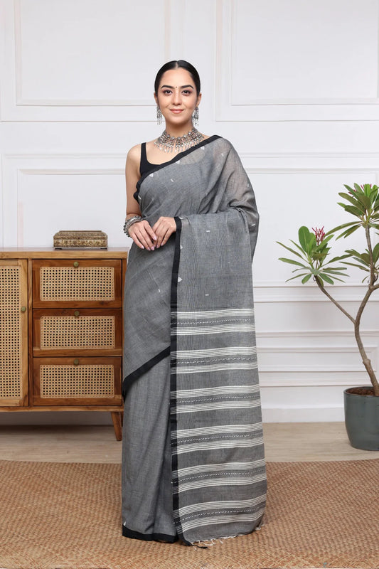 Handloom Grey Mulmul Jamdani Saree With Black Border