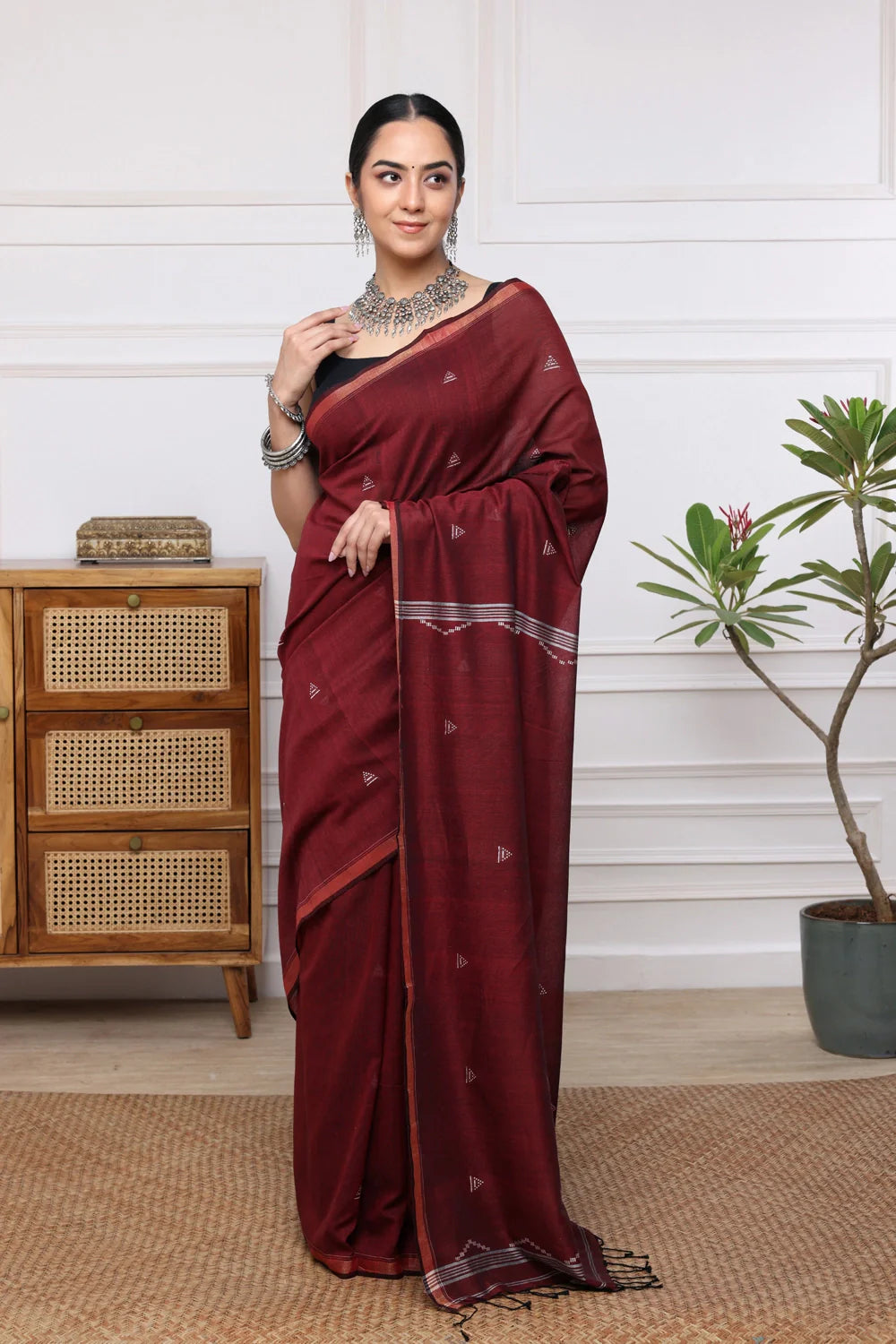 Handloom Wine Mulmul Cotton Jamdani Saree