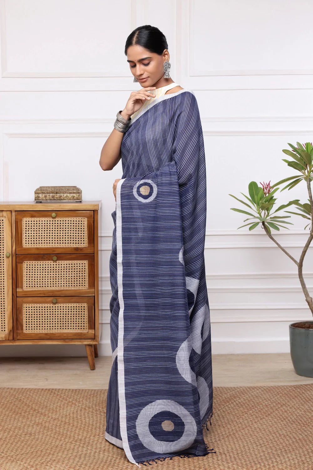 Handloom Blue Stripes Mul Cotton Eye Ball Saree