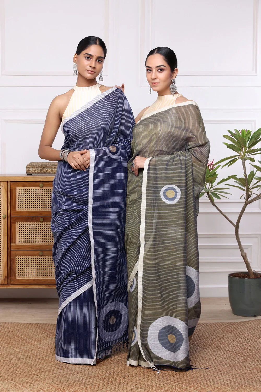 Handloom Olive Green Stripes Mul Cotton Eye Ball Saree