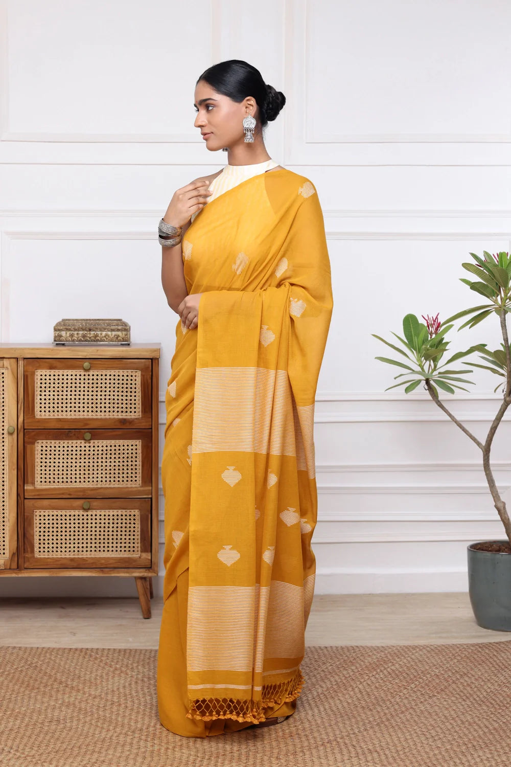 Handloom Saffron Yellow Mul Cotton Jamdani Saree