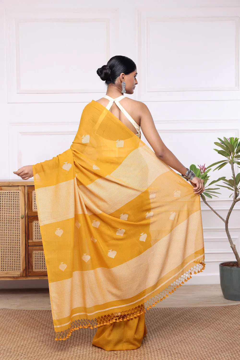 Handloom Saffron Yellow Mul Cotton Jamdani Saree