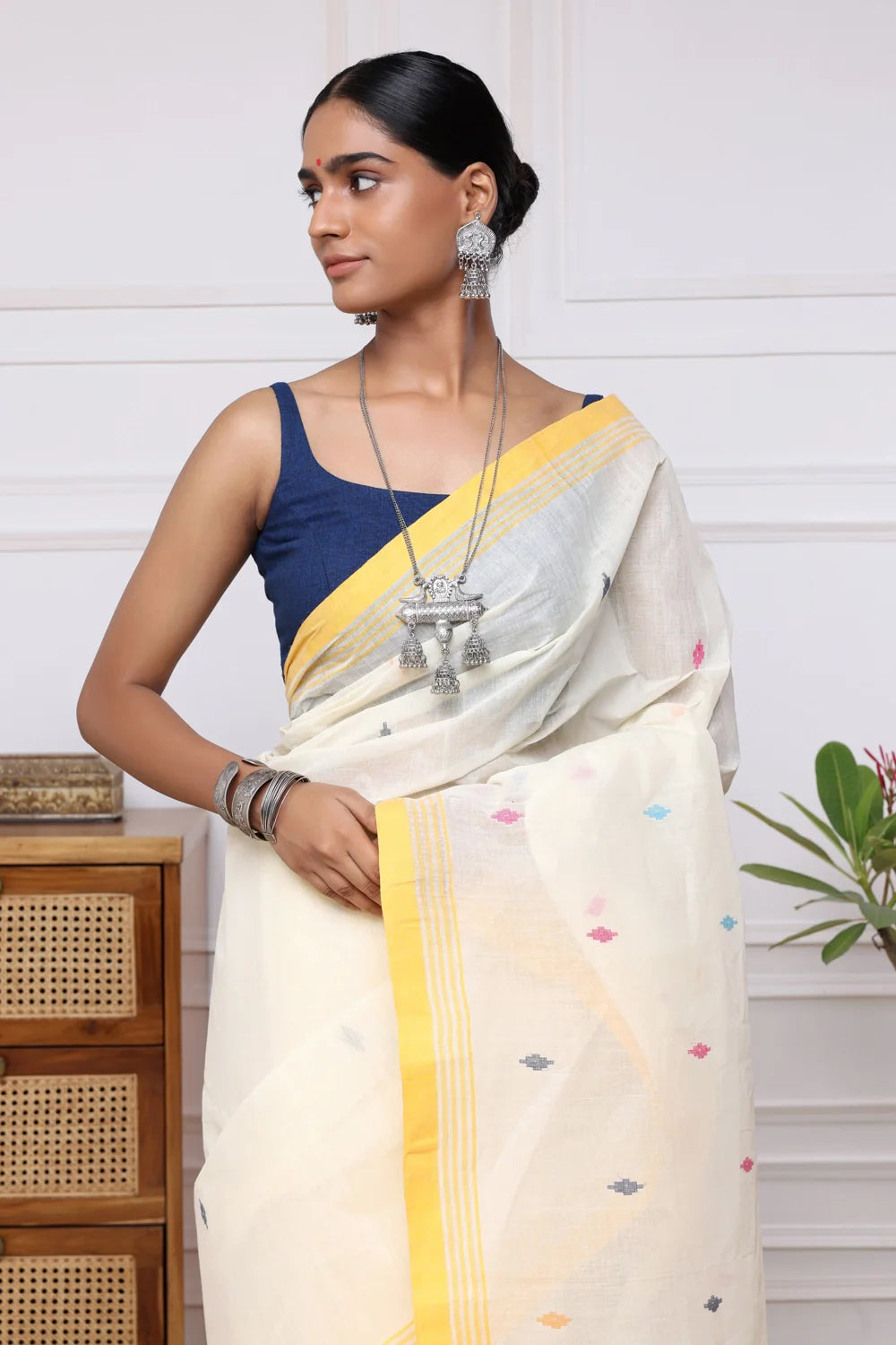 Handloom Cream Pure Cotton Jamdani Saree with Yellow Border