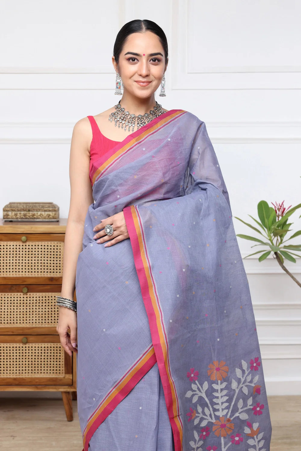 Handloom Dark Grey Pure Cotton Jamdani Saree with Red Border