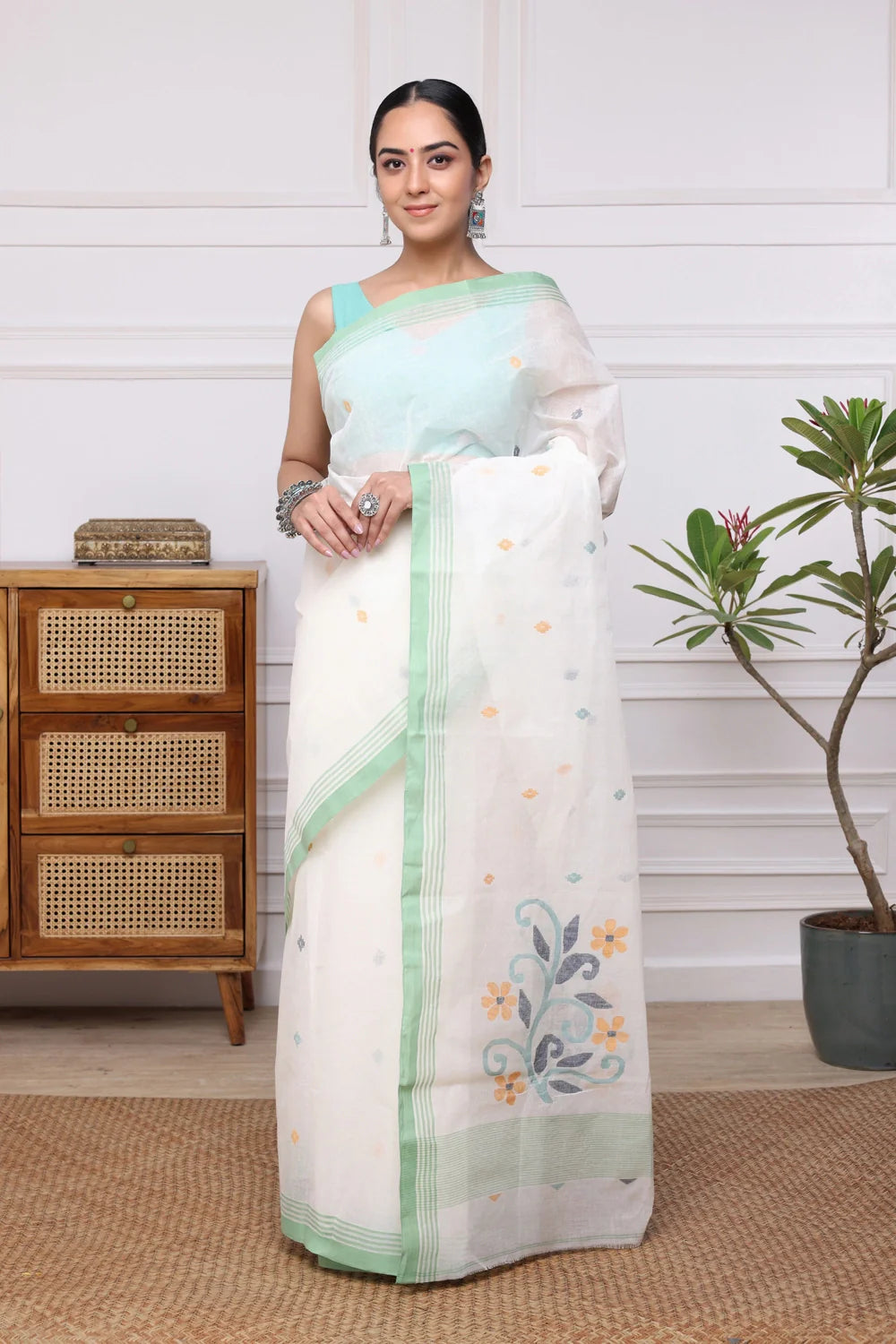 Handloom White Pure Cotton Multi Colour Floral Jamdani Saree