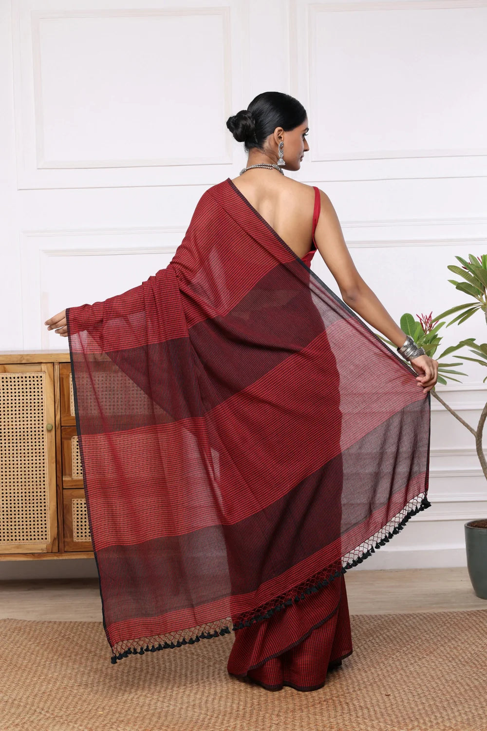 Handloom Red & Black Check Mulmul Cotton Saree