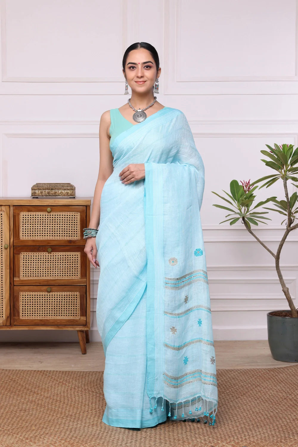 Handloom Arctic Blue Pure Linen Saree