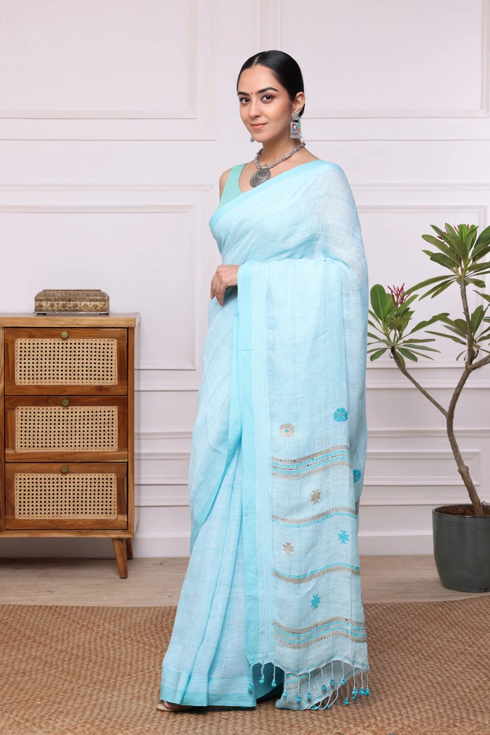 Handloom Arctic Blue Pure Linen Saree