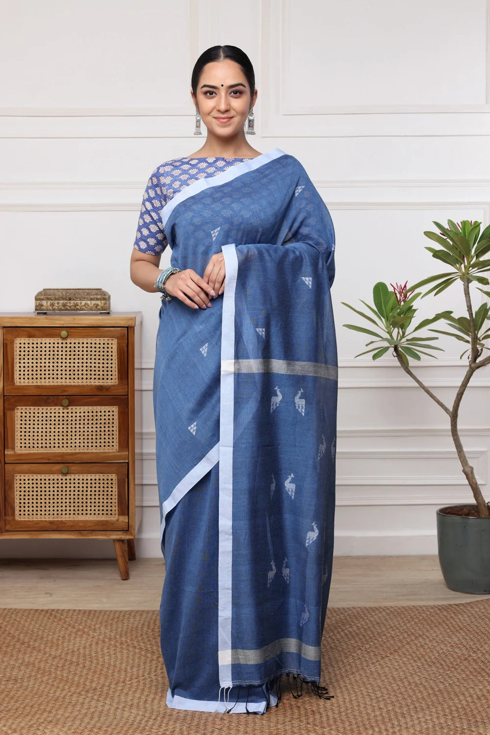 Handloom Blue Mulmul Cotton Mayur Jamdani Saree