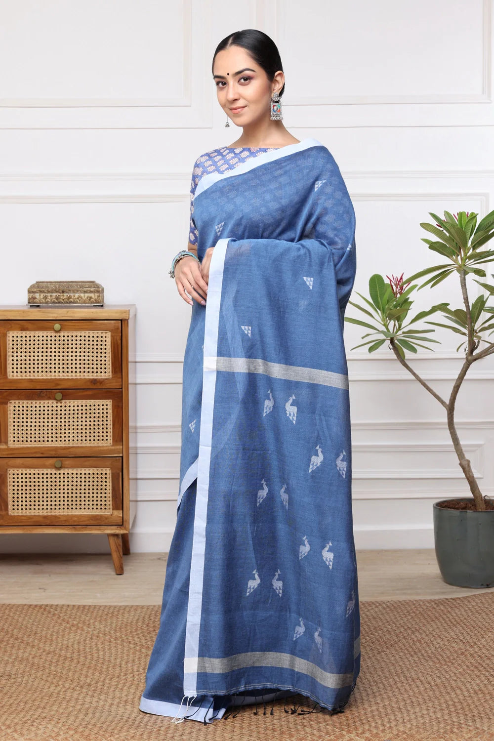 Handloom Blue Mulmul Cotton Mayur Jamdani Saree