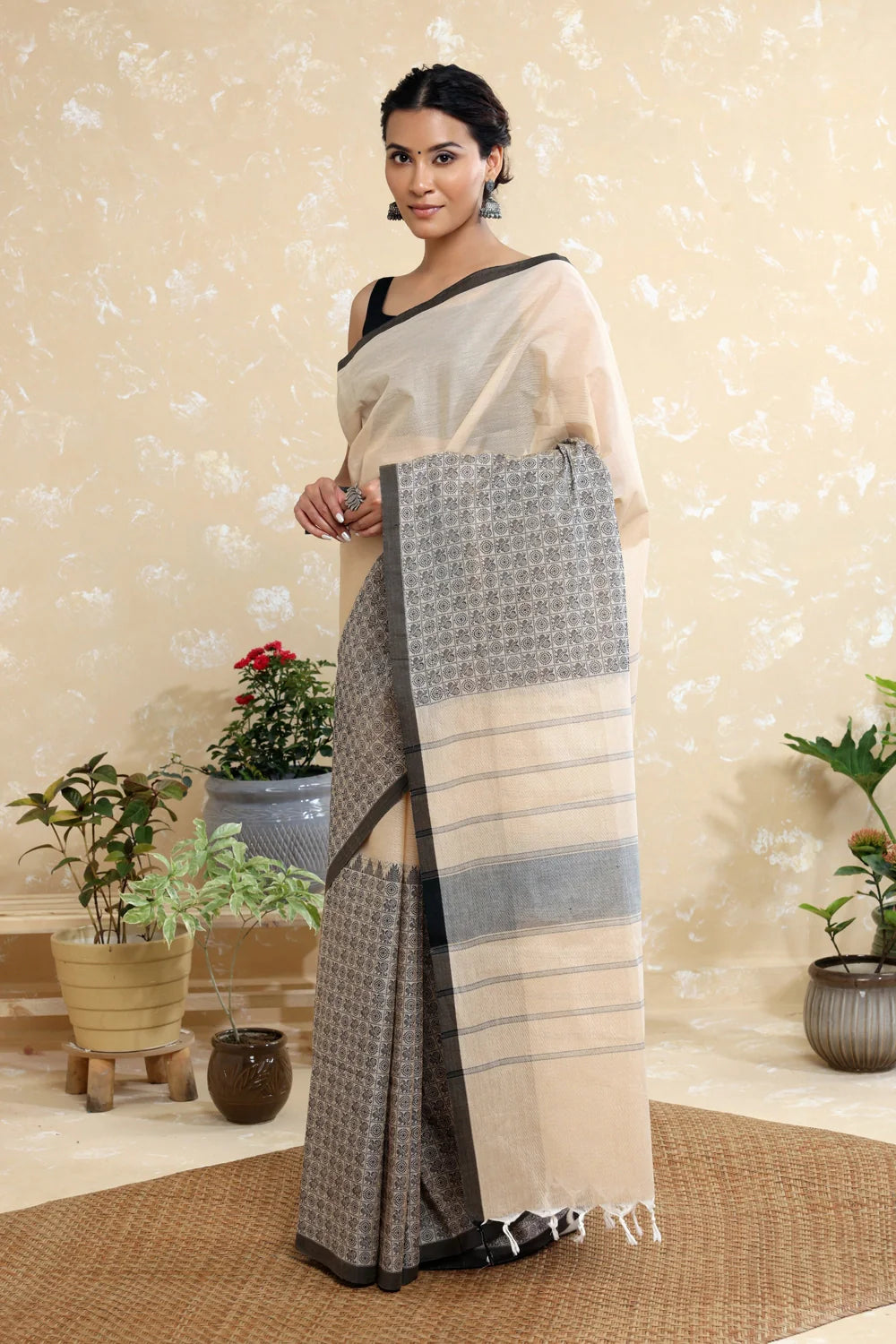 Handloom Oat Brown Pure Cotton Kanchi Saree