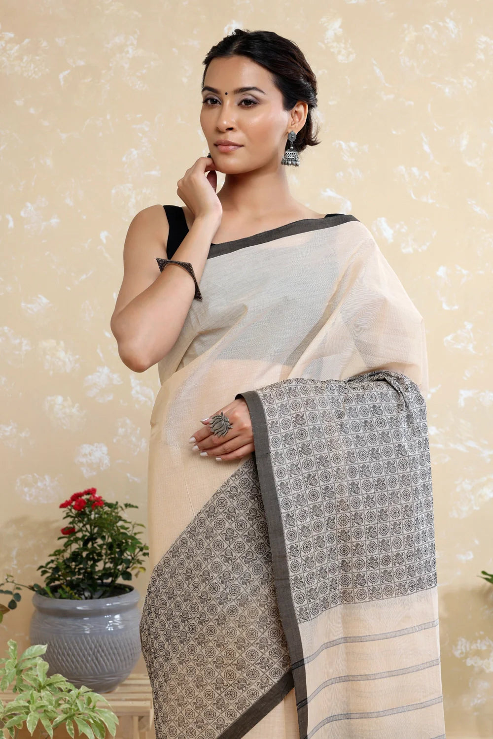 Handloom Oat Brown Pure Cotton Kanchi Saree