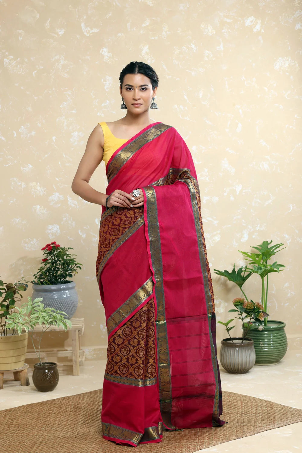 Handloom Magenta Pink Pure Cotton Kanchi Saree with Gold Zari Border