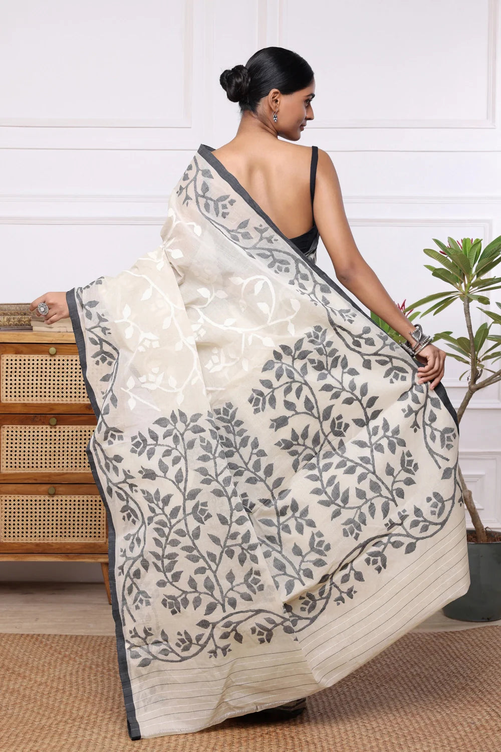 Handloom Ivory Cream Pure Cotton Multi Colour Floral Jamdani