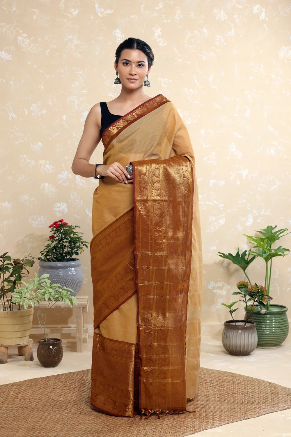 Handloom Brown Pure Cotton Kanchi Saree With Broad Gold Zari Border