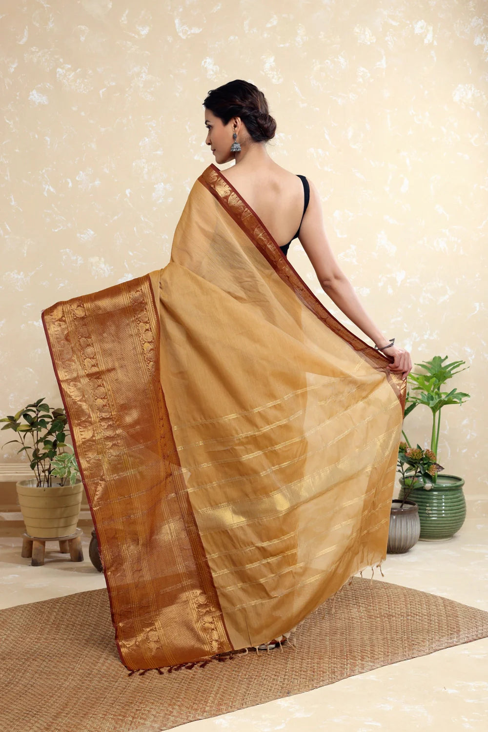 Handloom Brown Pure Cotton Kanchi Saree With Broad Gold Zari Border