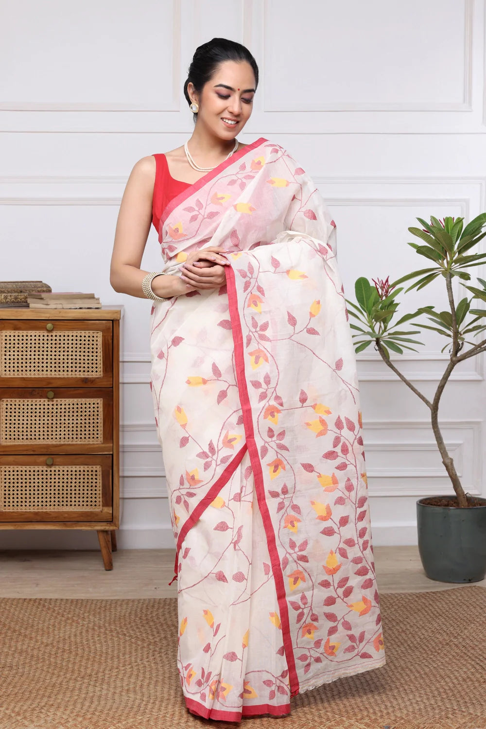 Handloom White & Red Pure Cotton Jamdani Saree