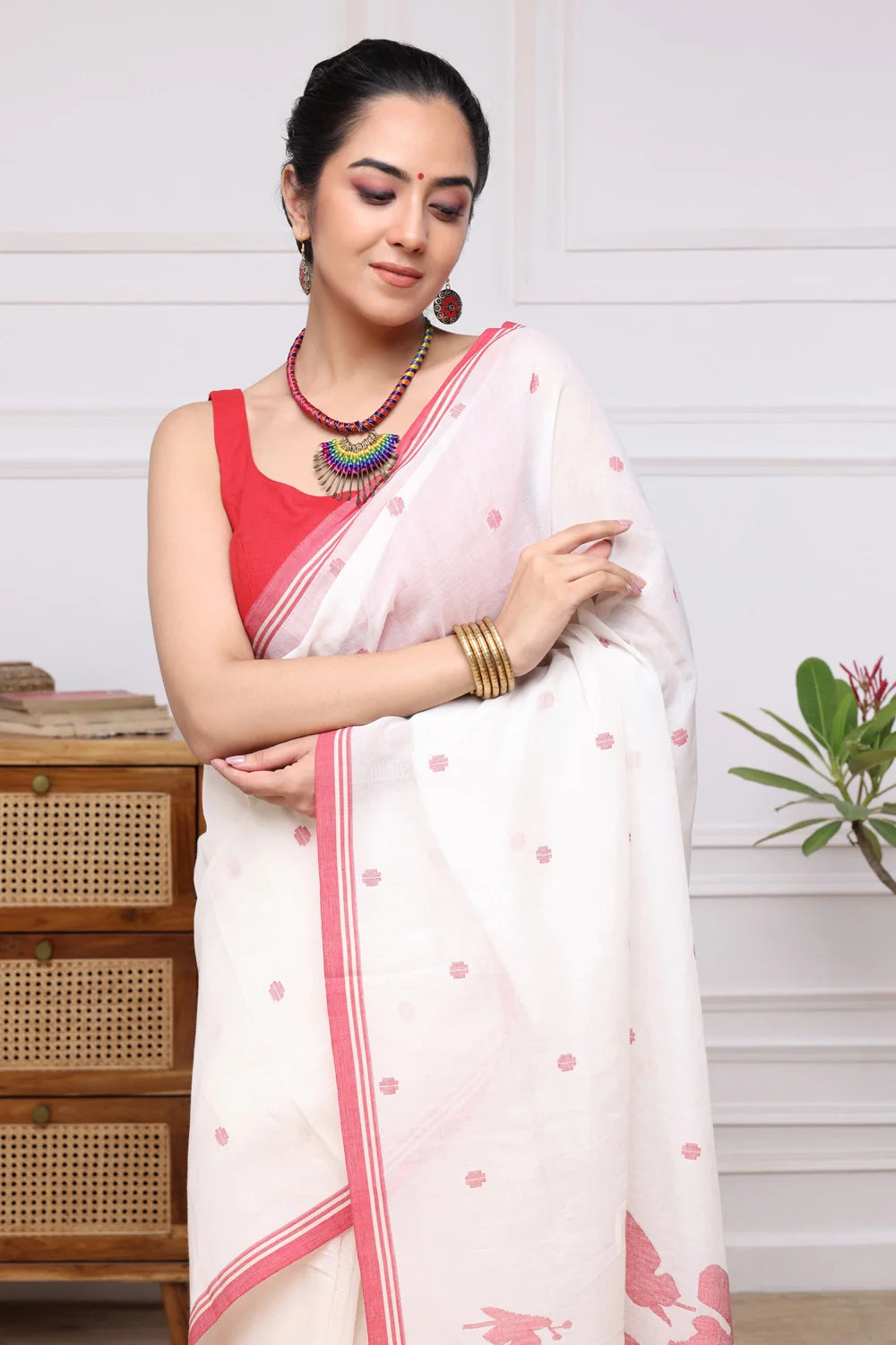 Handloom White & Red Soft Cotton Jamdani Saree with Butterfly Motifs