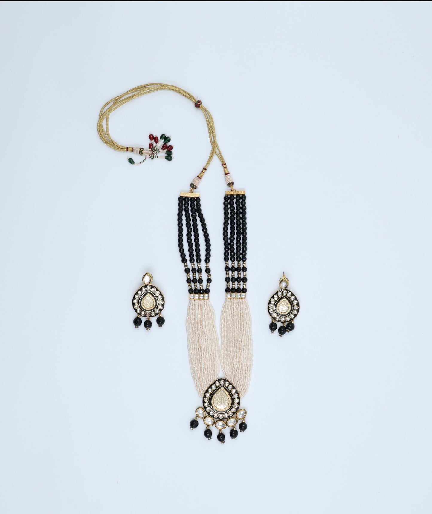 Bold Black Golden Kundan Set