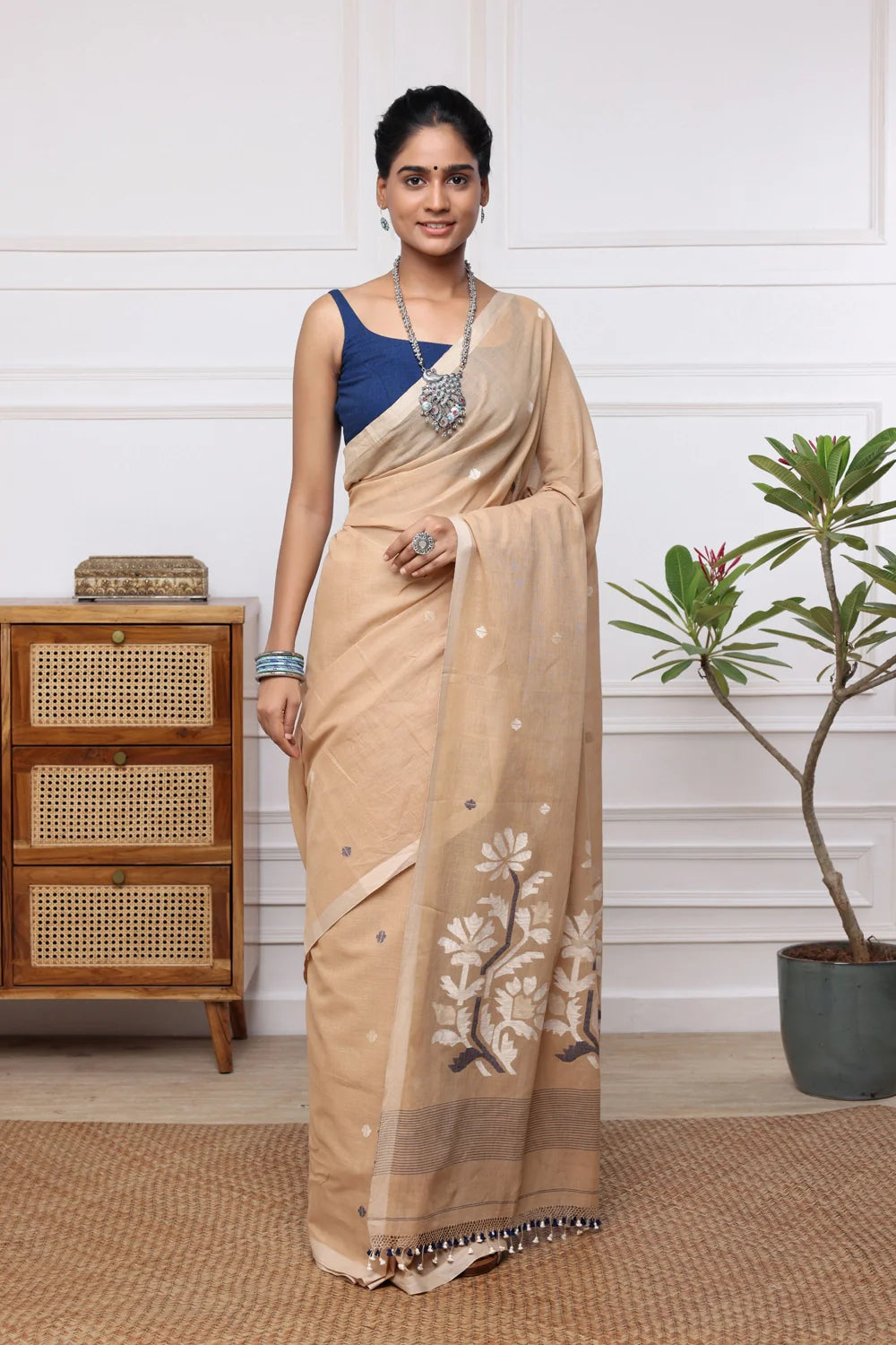 Handloom Sand Brown Soft Cotton Jamdani Saree