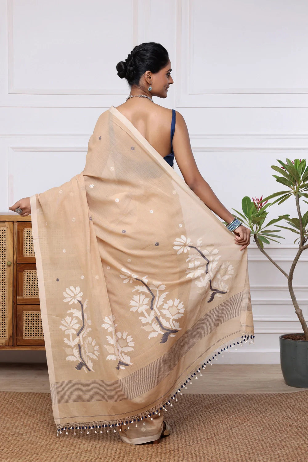 Handloom Sand Brown Soft Cotton Jamdani Saree