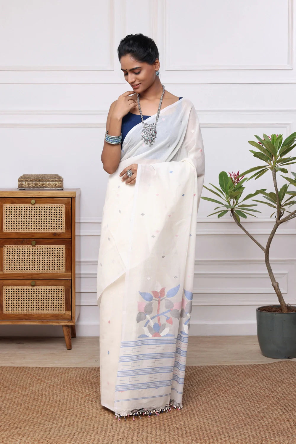 Handloom White Soft Cotton Jamdani with Floral Motifs