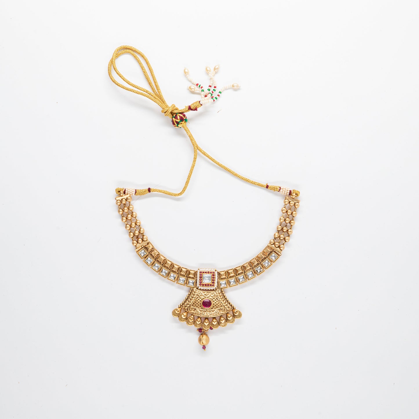 Minimalist Gold Plated Kundan Set