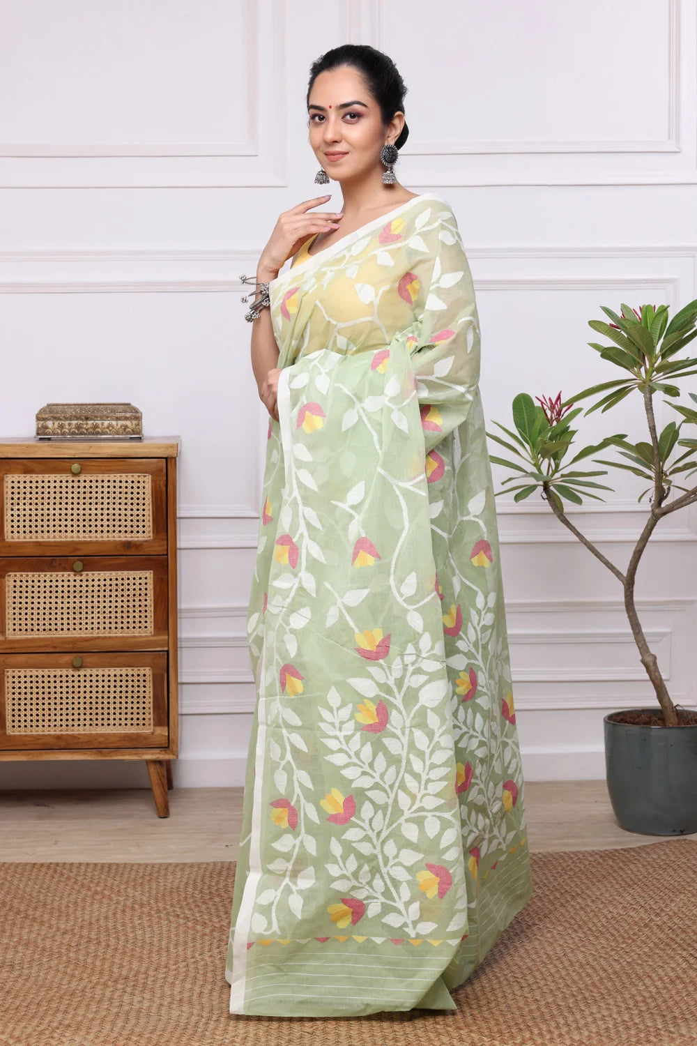 Handloom Leaf Green Pure Cotton Jamdani