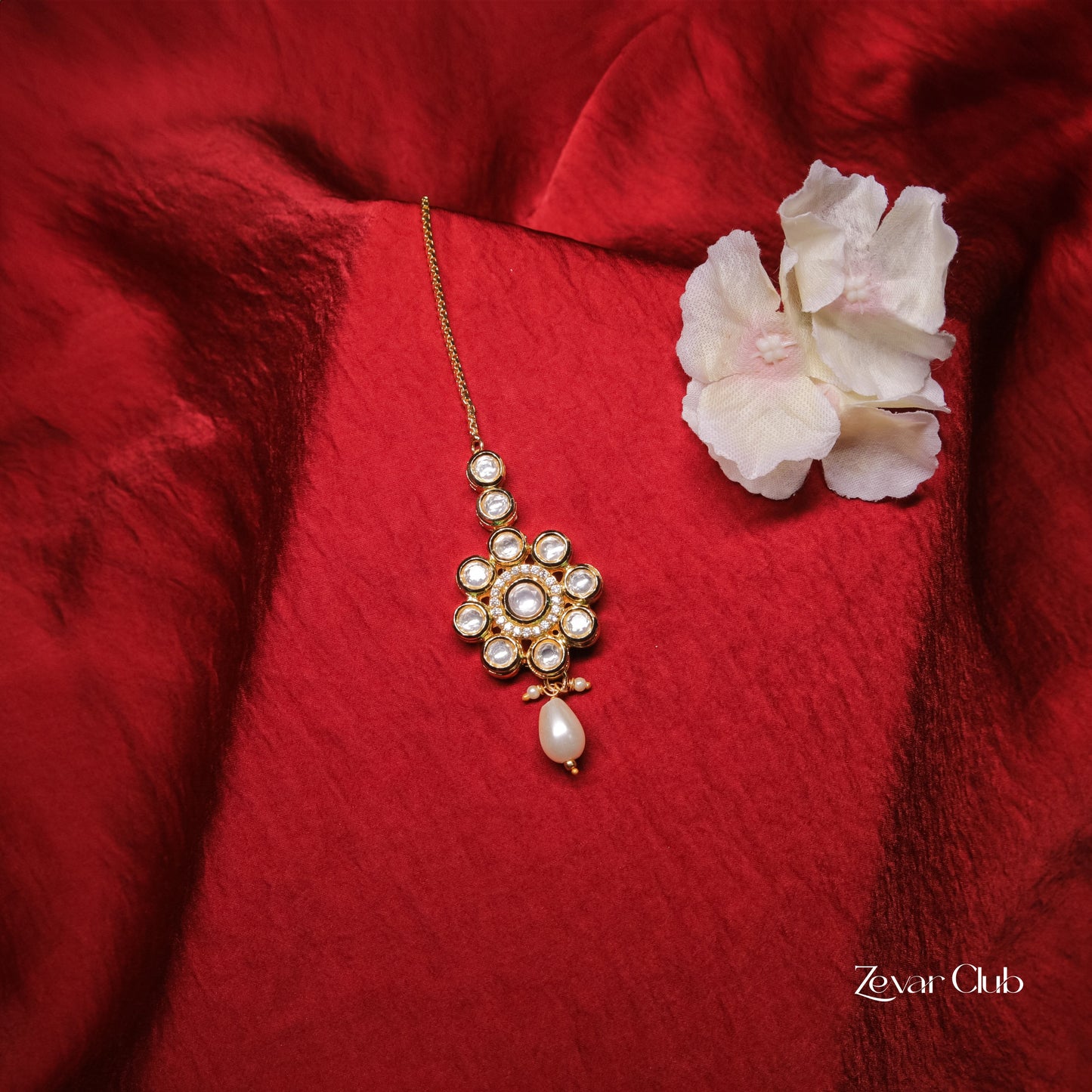 Zevar Club Ivory Kundan Mangtika