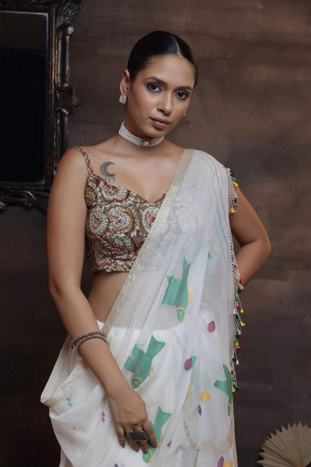 Handloom White Soft Cotton Jamdani With Floral And Parrot Motifs