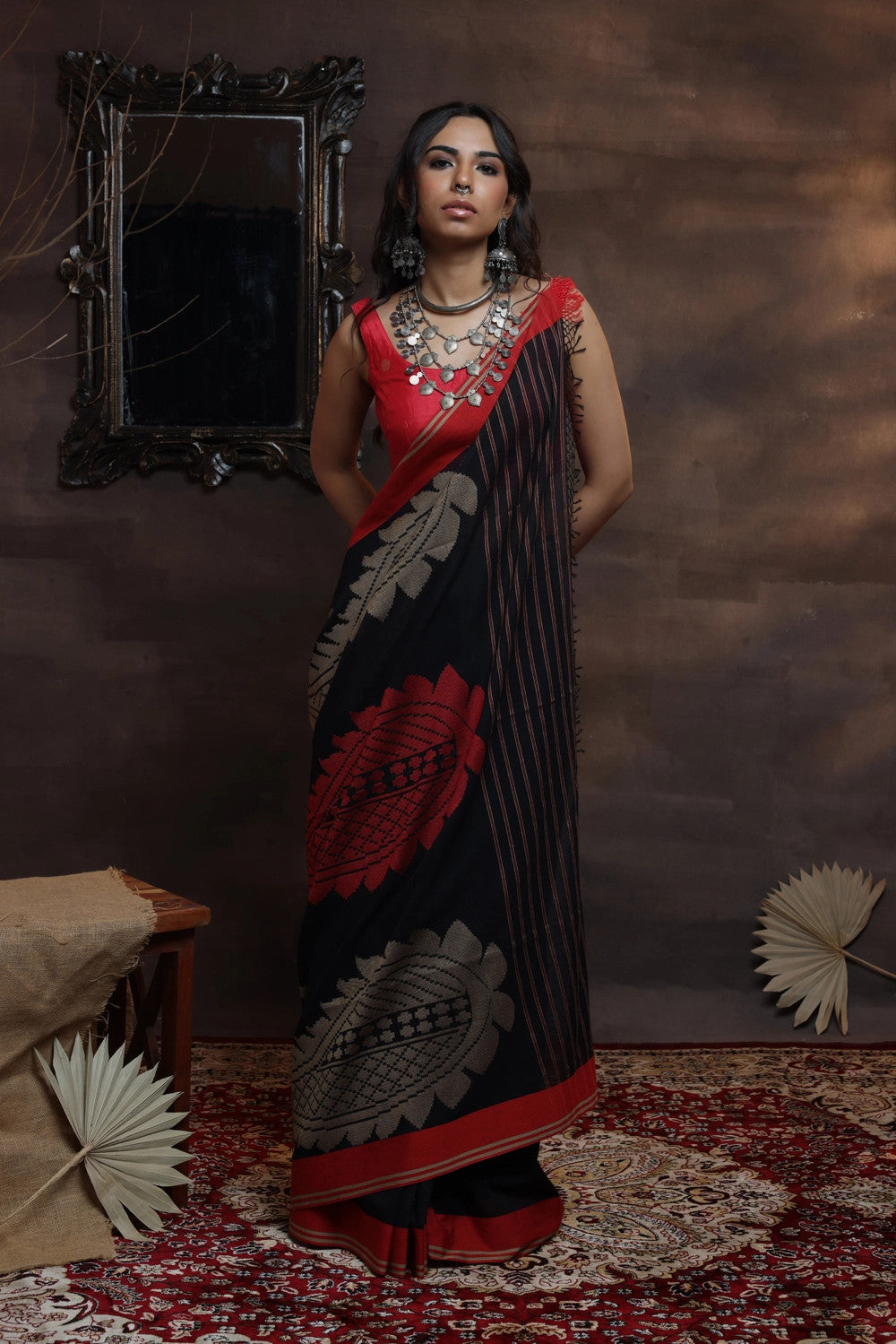 Black Handloom Soft Cotton Saree With Leaf Motifs