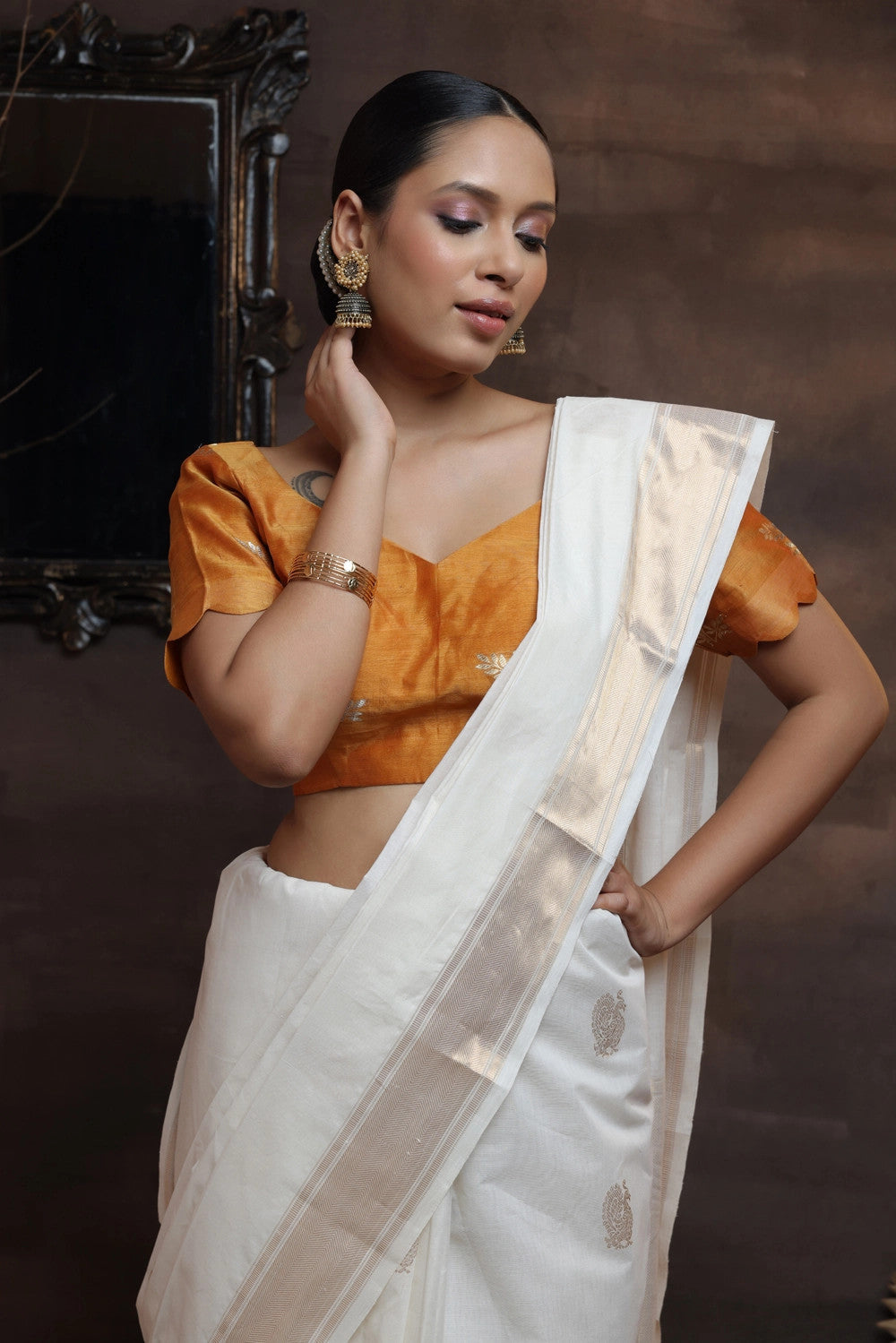 Off White Handloom pure cotton Kasavu Saree with Gold zari border & motifs