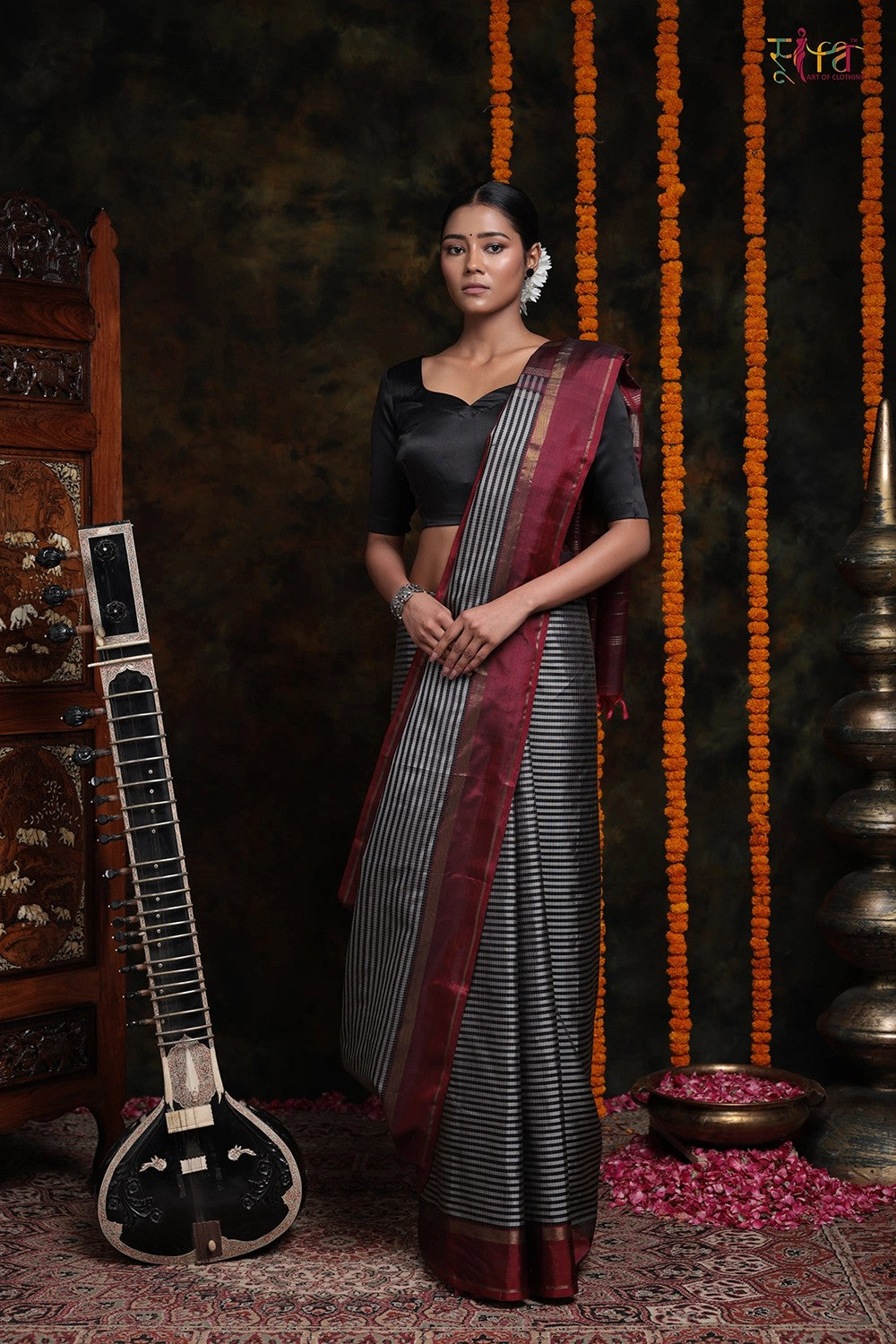 Handloom Black Pure Silk Kanjeevaram With Check Body And Maroon Border