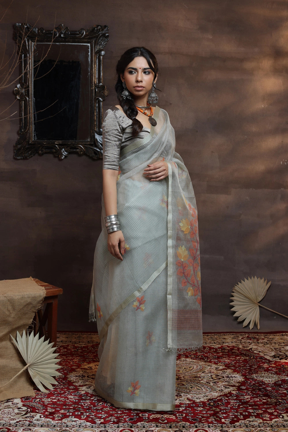 Handloom Grey Pure Muslin Silk Jamdani Saree