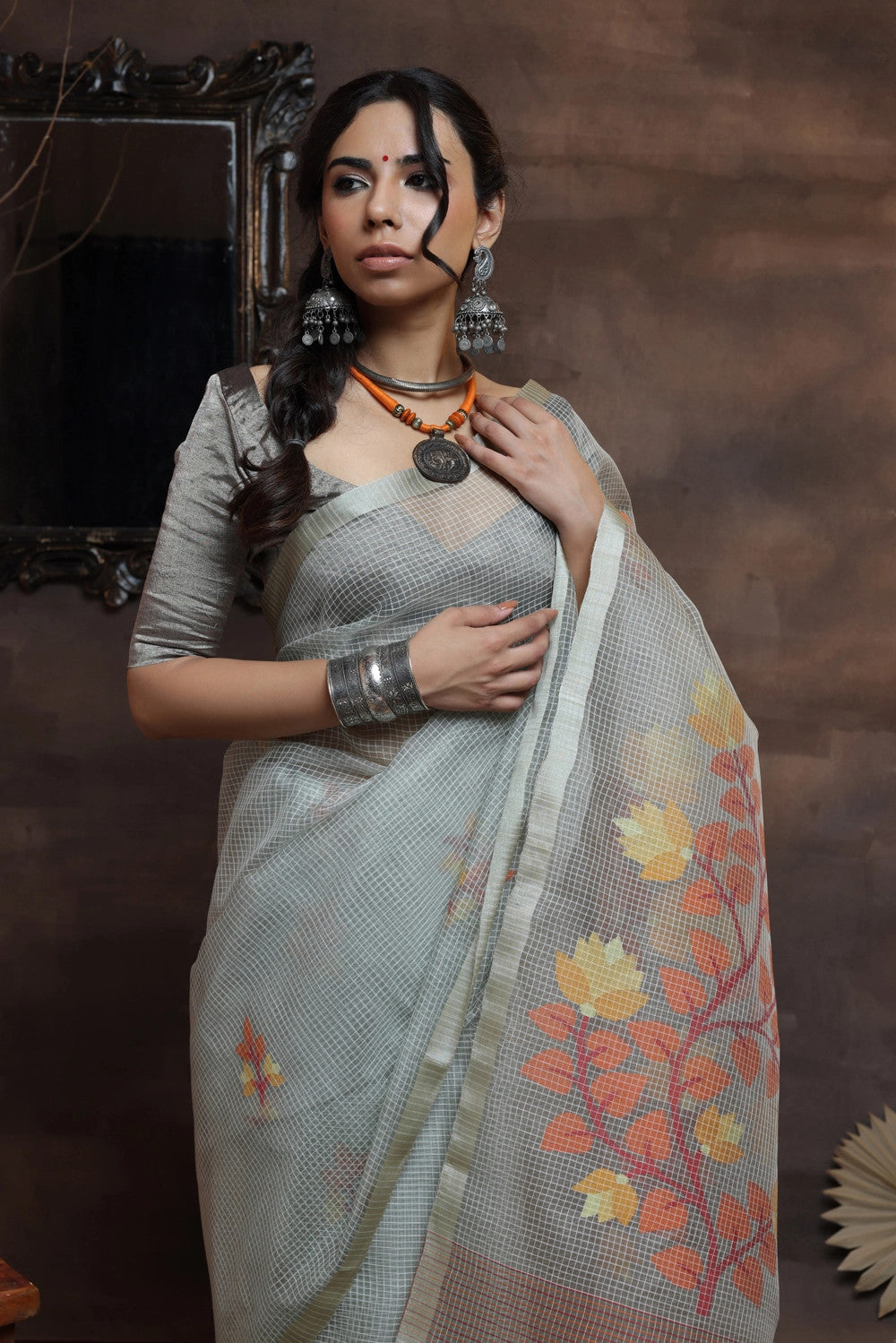 Handloom Grey Pure Muslin Silk Jamdani Saree