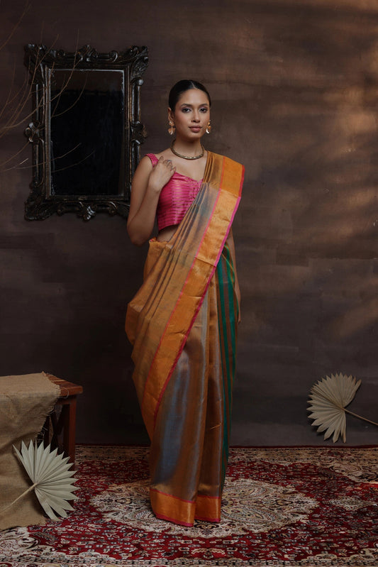 Handloom Gold Duo Tone Pure Silk Saree With Contrasting Border And Pallu