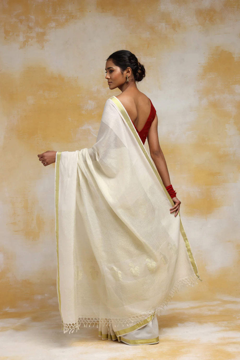 Handloom Off White Cotton Saree With Gold Zari Border & Floral Zari Weave