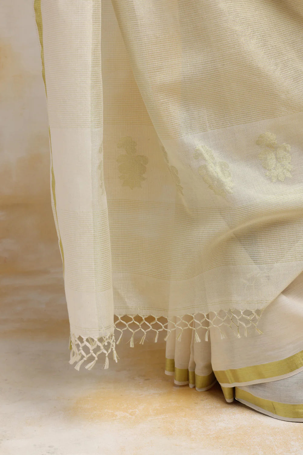 Handloom Off White Cotton Saree With Gold Zari Border & Floral Zari Weave