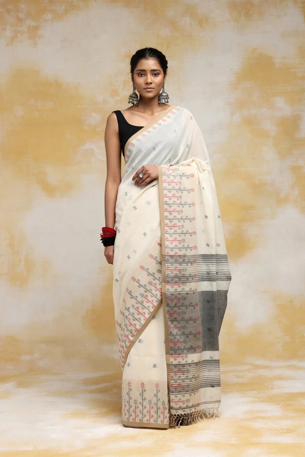 Handloom Off White Pure Cotton Jamdani Saree