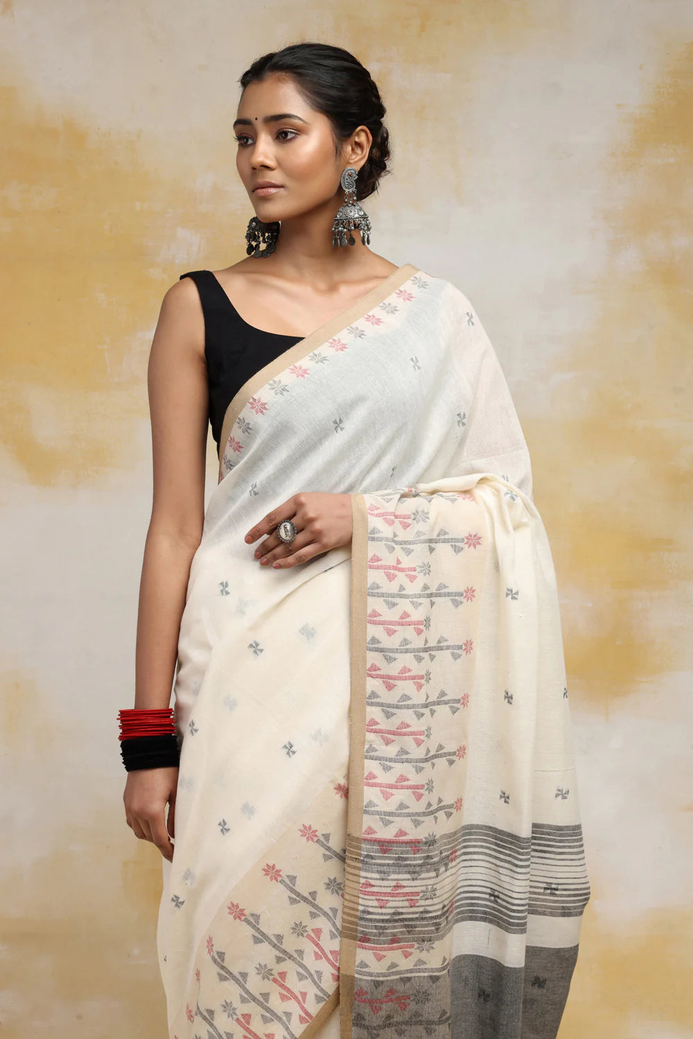 Handloom Off White Pure Cotton Jamdani Saree