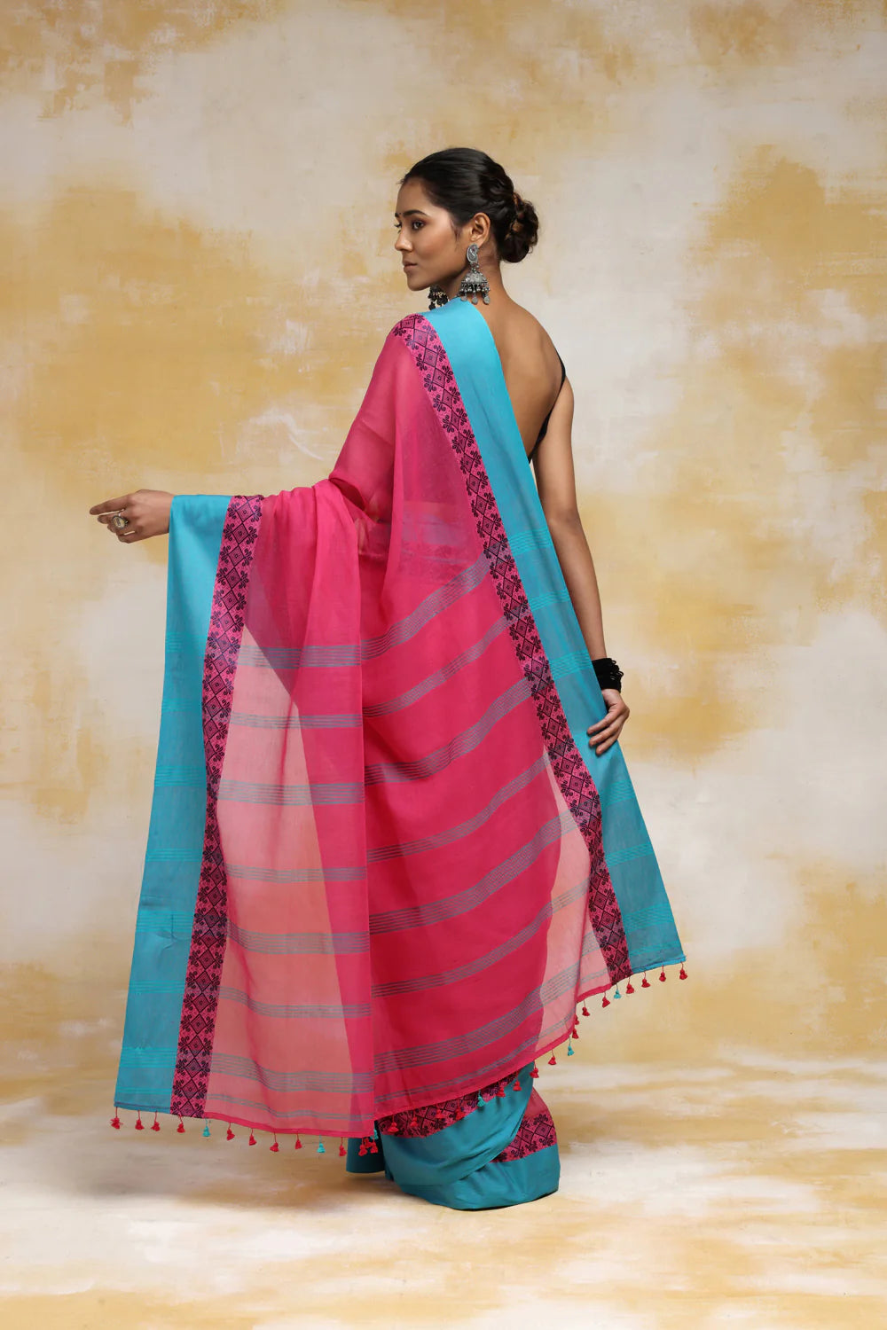 Handloom Magenta Soft Cotton Tangail Saree