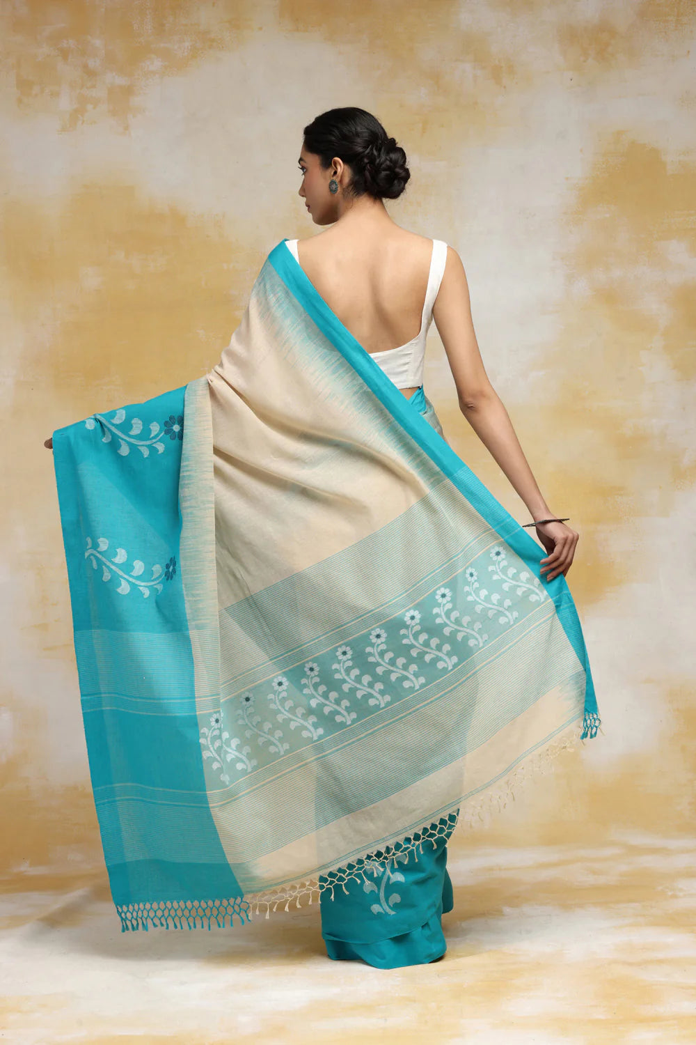 Handloom Beige & Sky Blue Soft Cotton Jamdani Saree