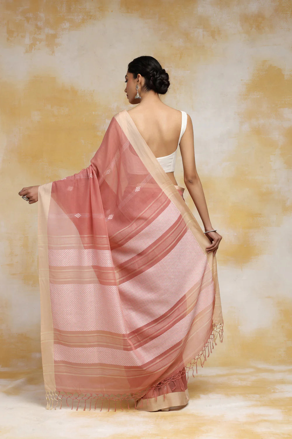 Handloom Pastel Peach Soft Cotton Saree